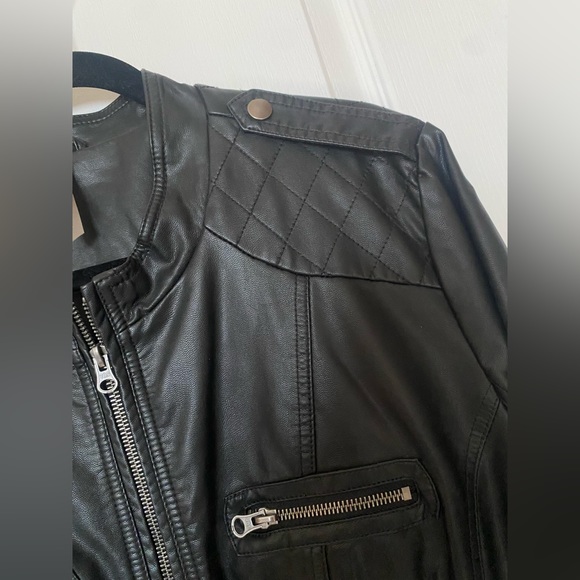 •SOLD• NWOT Penningtons Faux Leather Jacket - Picture 3 of 4